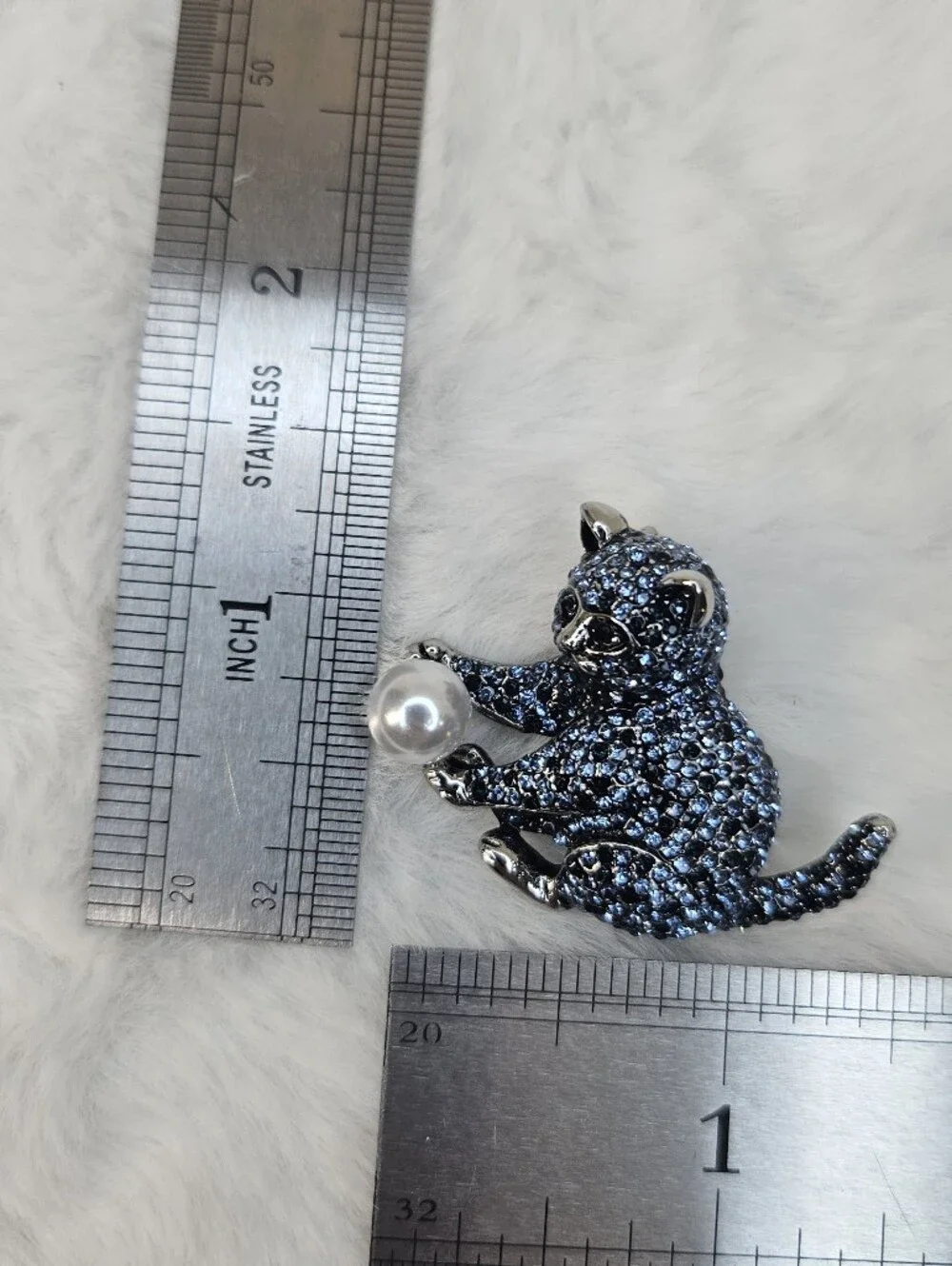 Blue Crystal Cat Brooch Pin with Pearl Accent
